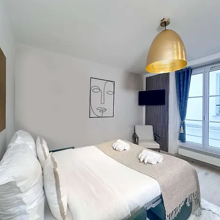 Apartment Welcoming Near Eiffel Tower