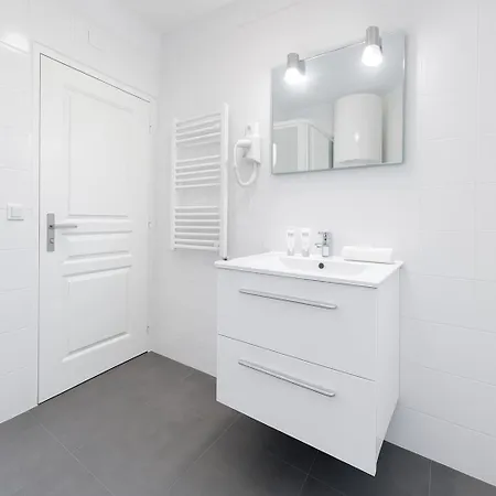 Renovated & Elegant - Close To Eiffel Tower *