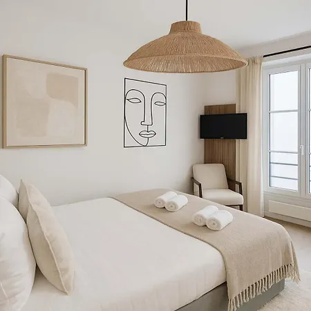 Eiffel Tower Apartmán